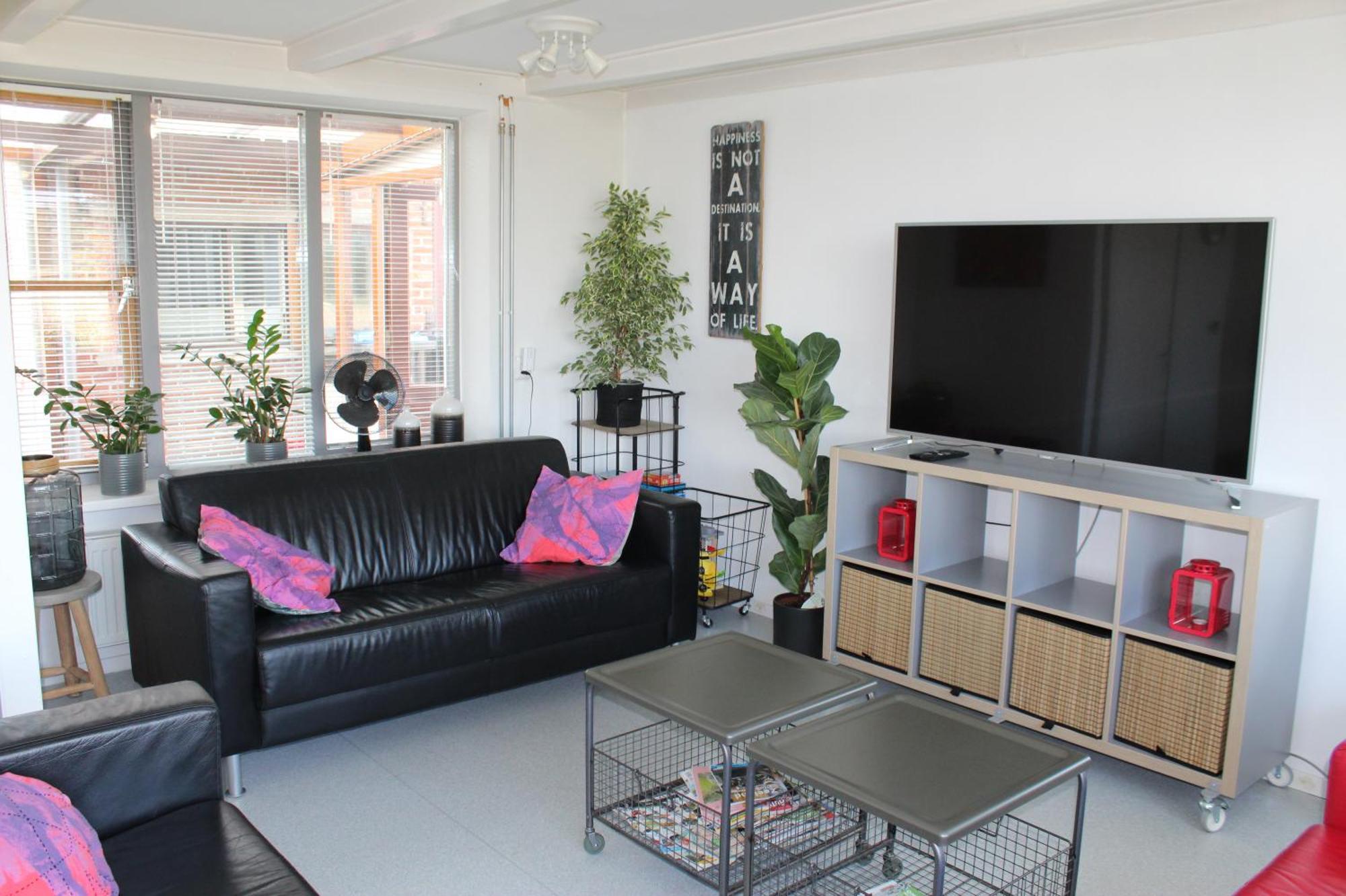 Vrijstaande Ruime Familiewoning Landelijk Gelegen Villa Lewedorp Ngoại thất bức ảnh
